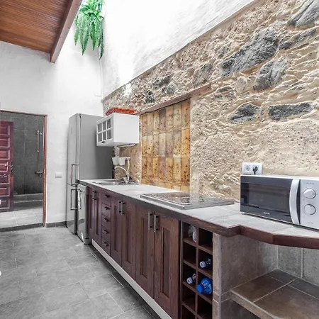 Flatguest Amiga Mia - Traditional House Ferienhaus