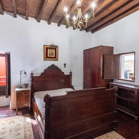 Flatguest Amiga Mia - Traditional House Ferienhaus Las Palmas / Gran Canaria